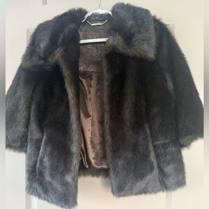 Express -Luxurious Faux Fur Coat